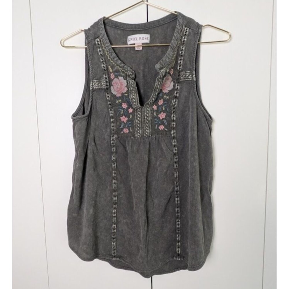 Knox Rose Large Sleeveless Gray Top Embroidery V-Neck Peasant Boho Cottage Core